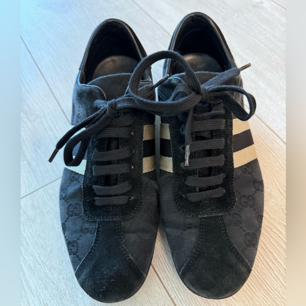 GUCCI Shoes 👟 - Picture 2 of 9